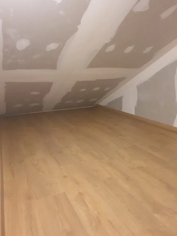 Pose de parquet près de Fillinges